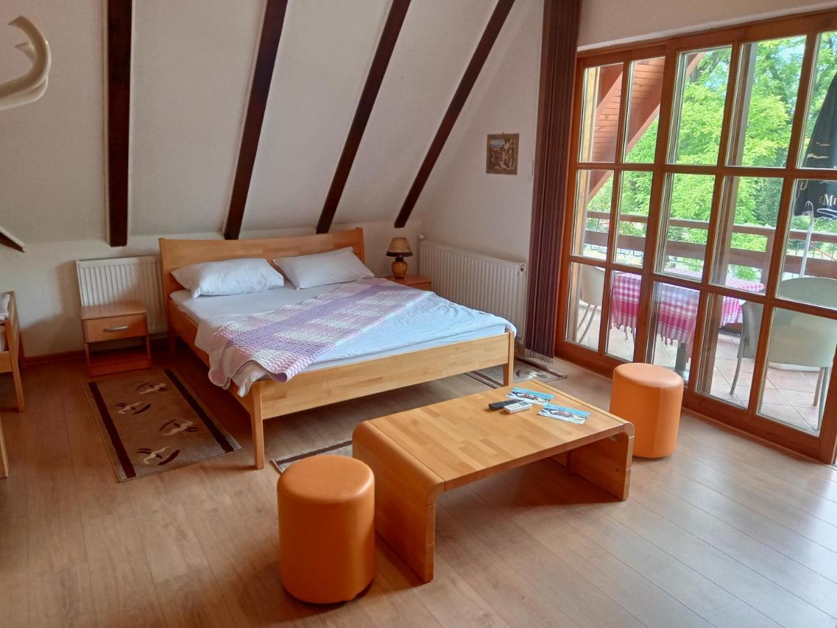 Hotel Prenociste/Restoran Lovac Bihać Esterno foto