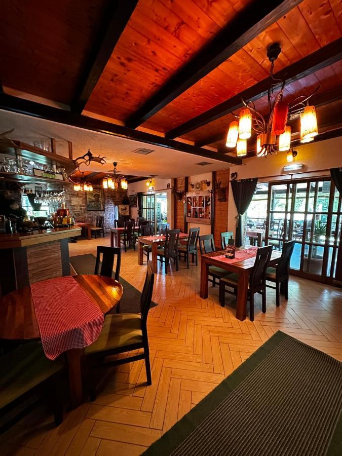 Hotel Prenociste/Restoran Lovac Bihać Esterno foto